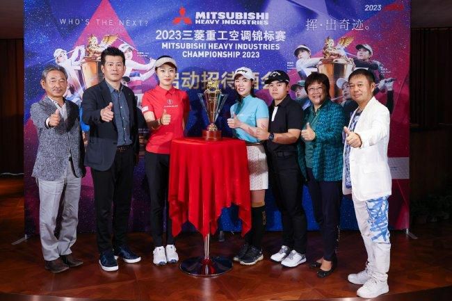 然而，我认为这对罗马作为一个俱乐部是一个问题，因为他们应该得到更多的赞誉。